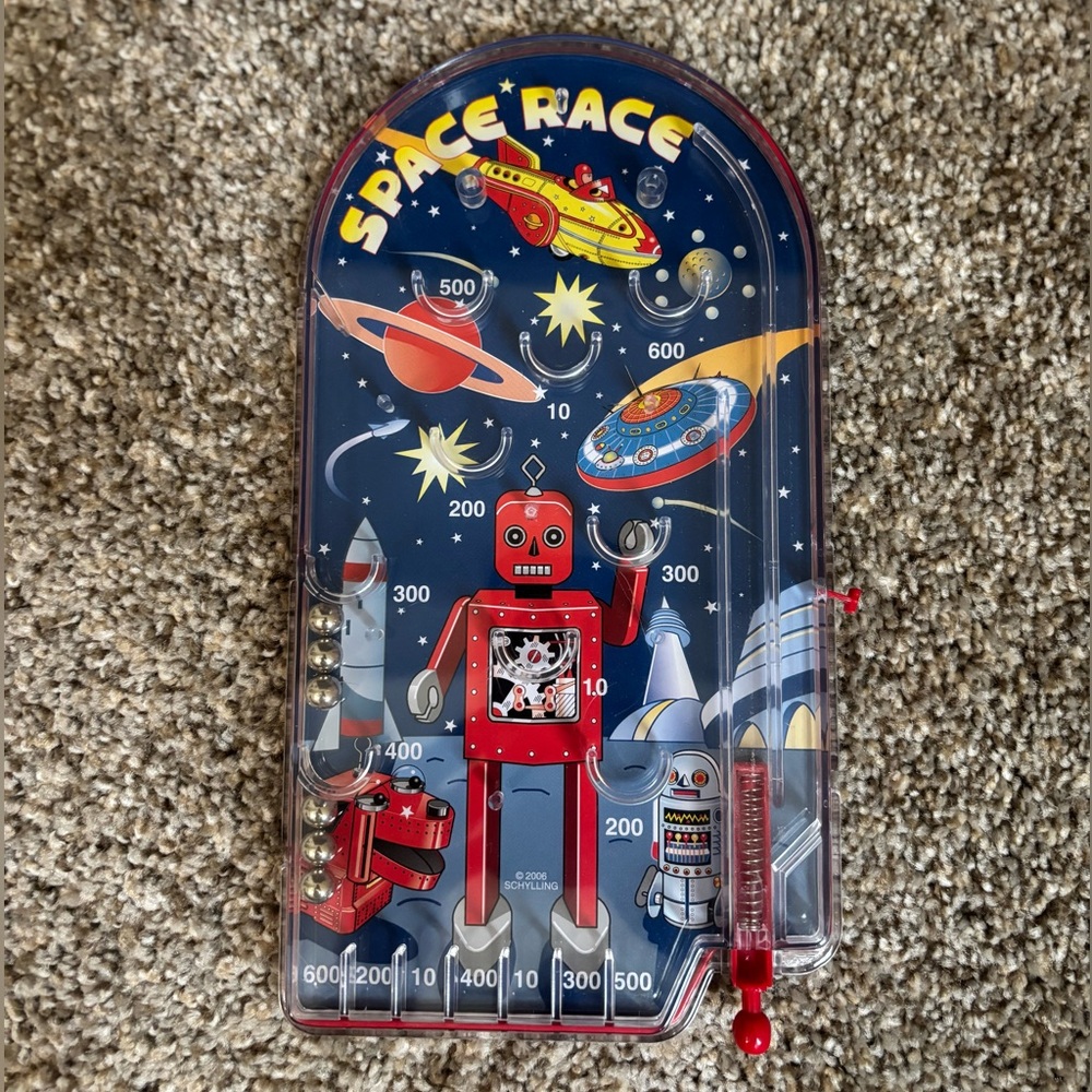 Space Race Pinball Game - Red and Blue